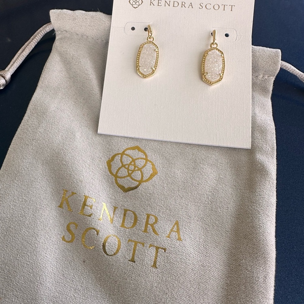 Kendra Scott Drusy Lee Earrings - Picture 4 of 6